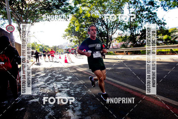 Buy your photos of the eventSANTANDER TRACK&FIELD RUN SERIES Boulevard Shopping BH on Fotop