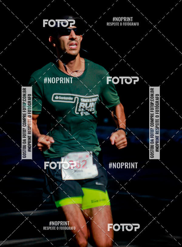 Buy your photos of the eventSANTANDER TRACK&FIELD RUN SERIES Boulevard Shopping BH on Fotop
