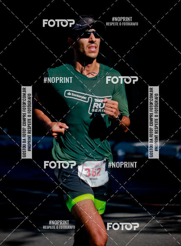 Buy your photos of the eventSANTANDER TRACK&FIELD RUN SERIES Boulevard Shopping BH on Fotop
