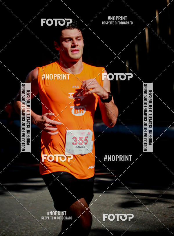 Buy your photos of the eventSANTANDER TRACK&FIELD RUN SERIES Boulevard Shopping BH on Fotop