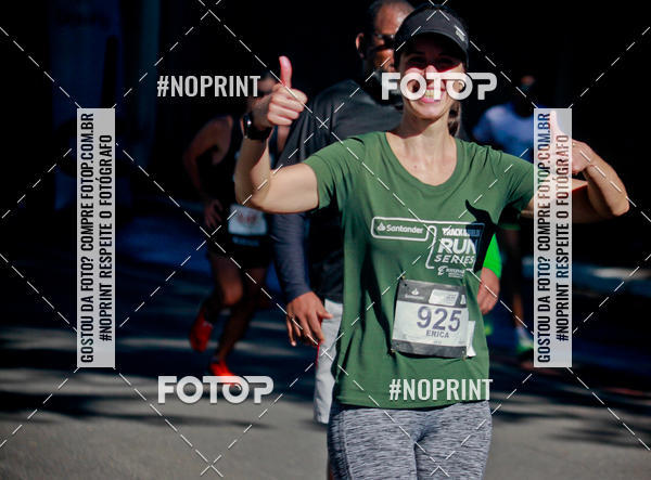 Buy your photos of the eventSANTANDER TRACK&FIELD RUN SERIES Boulevard Shopping BH on Fotop