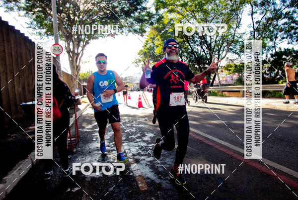 Buy your photos of the eventSANTANDER TRACK&FIELD RUN SERIES Boulevard Shopping BH on Fotop