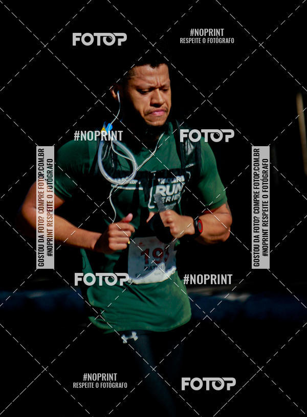 Buy your photos of the eventSANTANDER TRACK&FIELD RUN SERIES Boulevard Shopping BH on Fotop