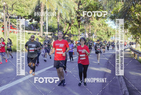Compra tus fotos del eventoSANTANDER TRACK&FIELD RUN SERIES Boulevard Shopping BH En Fotop