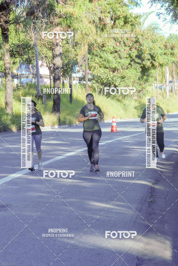 Compra tus fotos del eventoSANTANDER TRACK&FIELD RUN SERIES Boulevard Shopping BH En Fotop