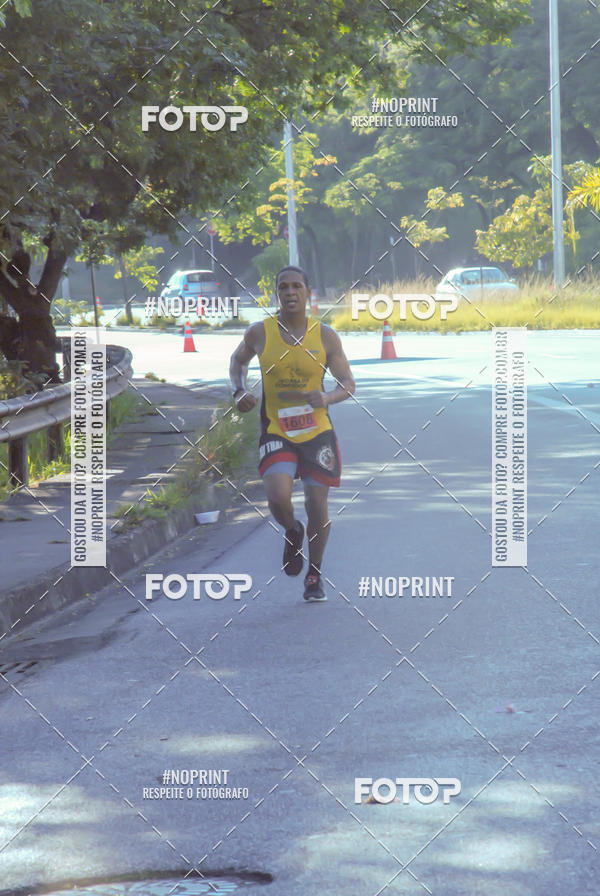 Compra tus fotos del eventoSANTANDER TRACK&FIELD RUN SERIES Boulevard Shopping BH En Fotop