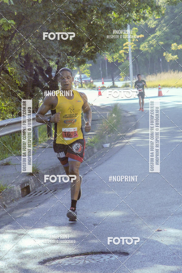 Compra tus fotos del eventoSANTANDER TRACK&FIELD RUN SERIES Boulevard Shopping BH En Fotop