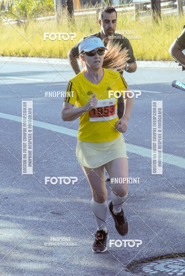 Achetez vos photos de l'�v�nementSANTANDER TRACK&FIELD RUN SERIES Boulevard Shopping BH sur Fotop