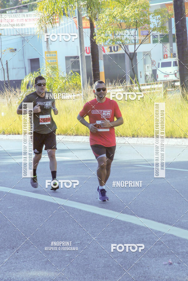 Achetez vos photos de l'�v�nementSANTANDER TRACK&FIELD RUN SERIES Boulevard Shopping BH sur Fotop