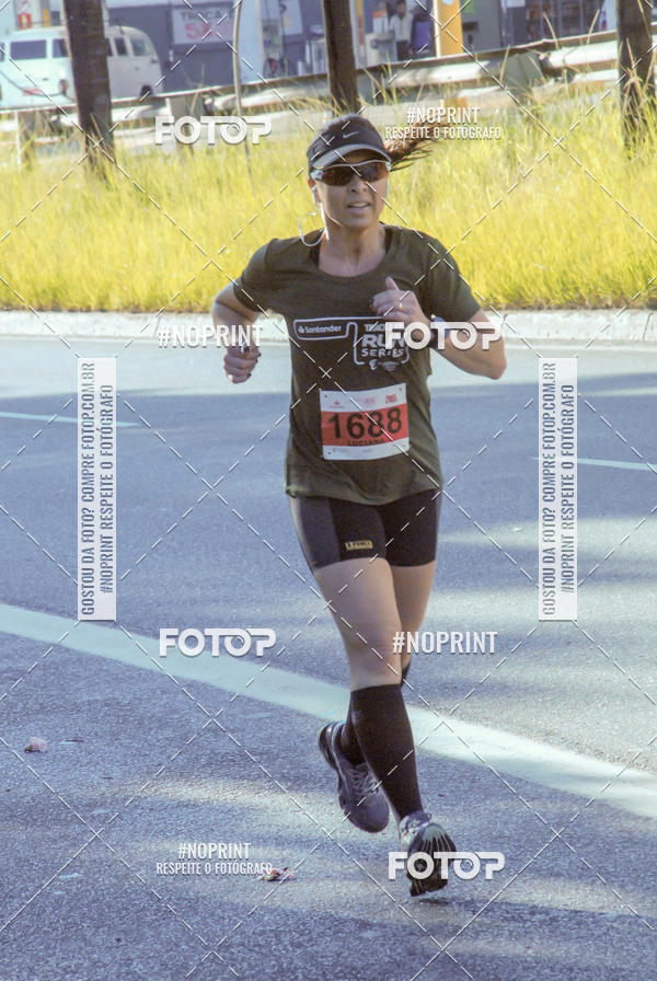 Achetez vos photos de l'�v�nementSANTANDER TRACK&FIELD RUN SERIES Boulevard Shopping BH sur Fotop