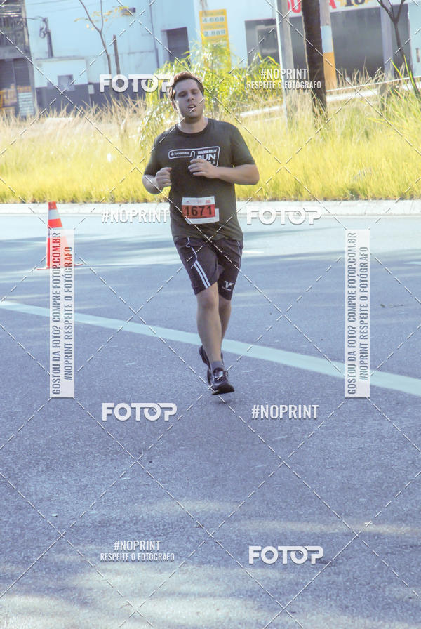 Achetez vos photos de l'�v�nementSANTANDER TRACK&FIELD RUN SERIES Boulevard Shopping BH sur Fotop