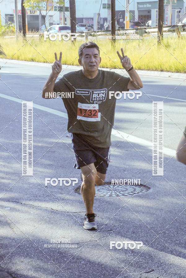 Buy your photos of the eventSANTANDER TRACK&FIELD RUN SERIES Boulevard Shopping BH on Fotop