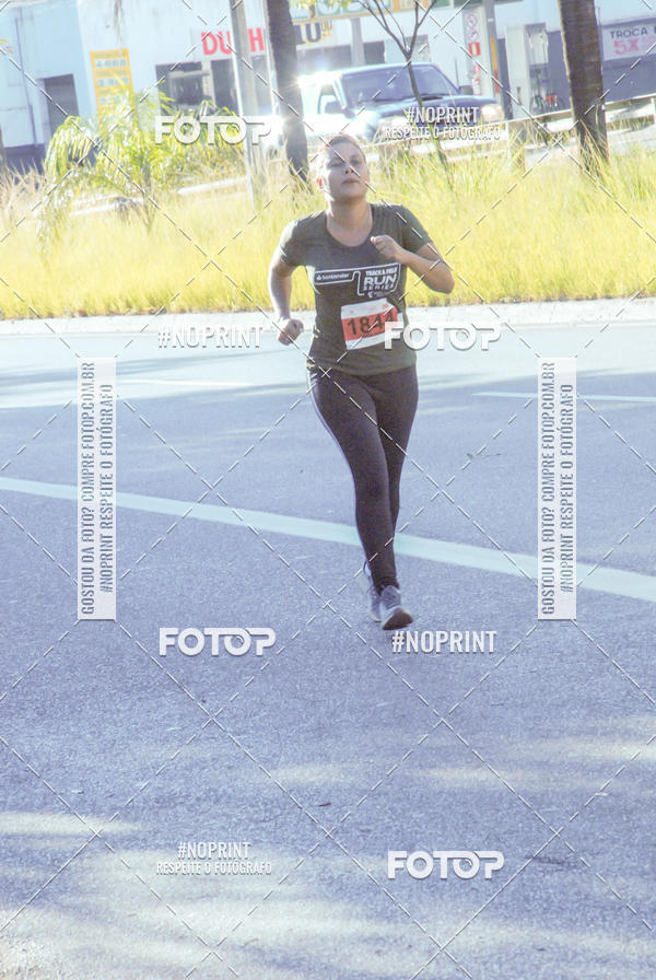 Buy your photos of the eventSANTANDER TRACK&FIELD RUN SERIES Boulevard Shopping BH on Fotop