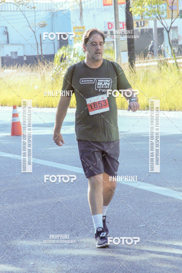 Buy your photos of the eventSANTANDER TRACK&FIELD RUN SERIES Boulevard Shopping BH on Fotop