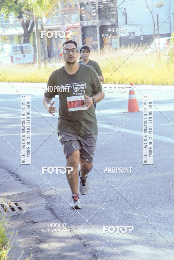 Buy your photos of the eventSANTANDER TRACK&FIELD RUN SERIES Boulevard Shopping BH on Fotop