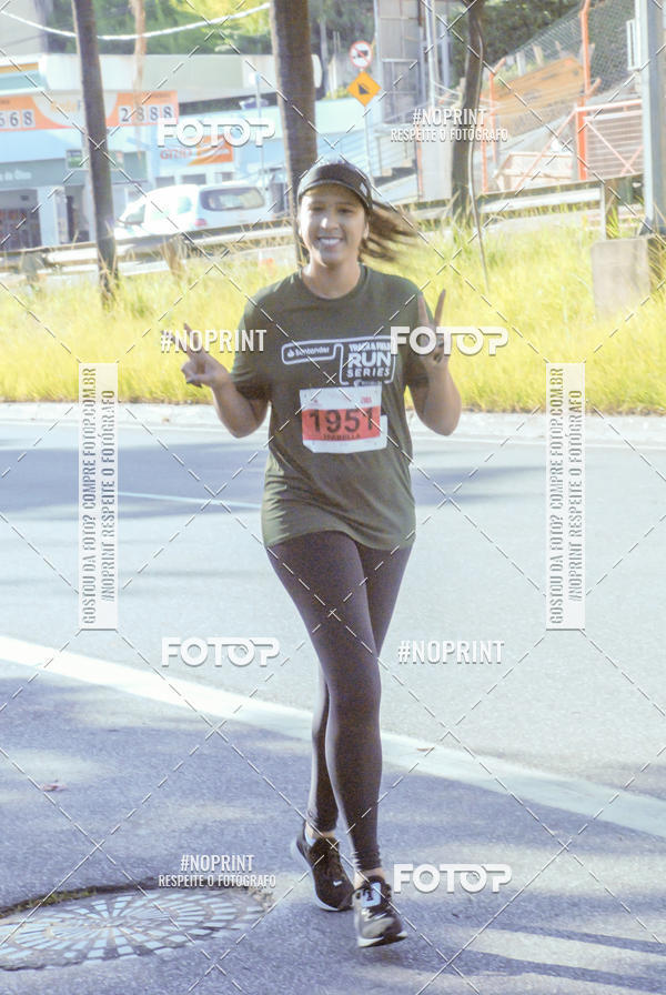 Buy your photos of the eventSANTANDER TRACK&FIELD RUN SERIES Boulevard Shopping BH on Fotop