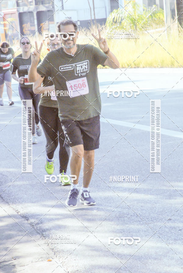 Buy your photos of the eventSANTANDER TRACK&FIELD RUN SERIES Boulevard Shopping BH on Fotop