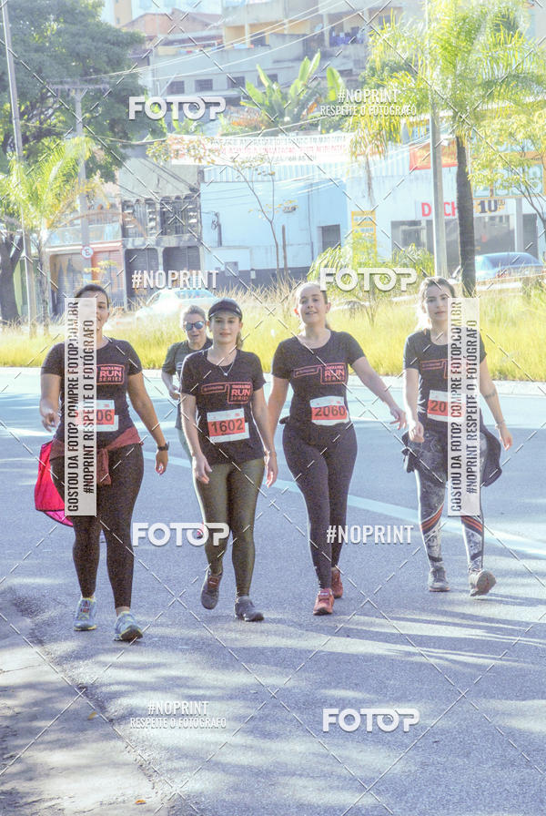 Buy your photos of the eventSANTANDER TRACK&FIELD RUN SERIES Boulevard Shopping BH on Fotop