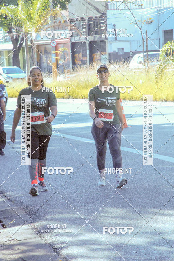 Buy your photos of the eventSANTANDER TRACK&FIELD RUN SERIES Boulevard Shopping BH on Fotop