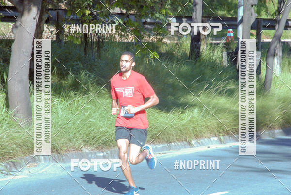 Buy your photos of the eventSANTANDER TRACK&FIELD RUN SERIES Boulevard Shopping BH on Fotop
