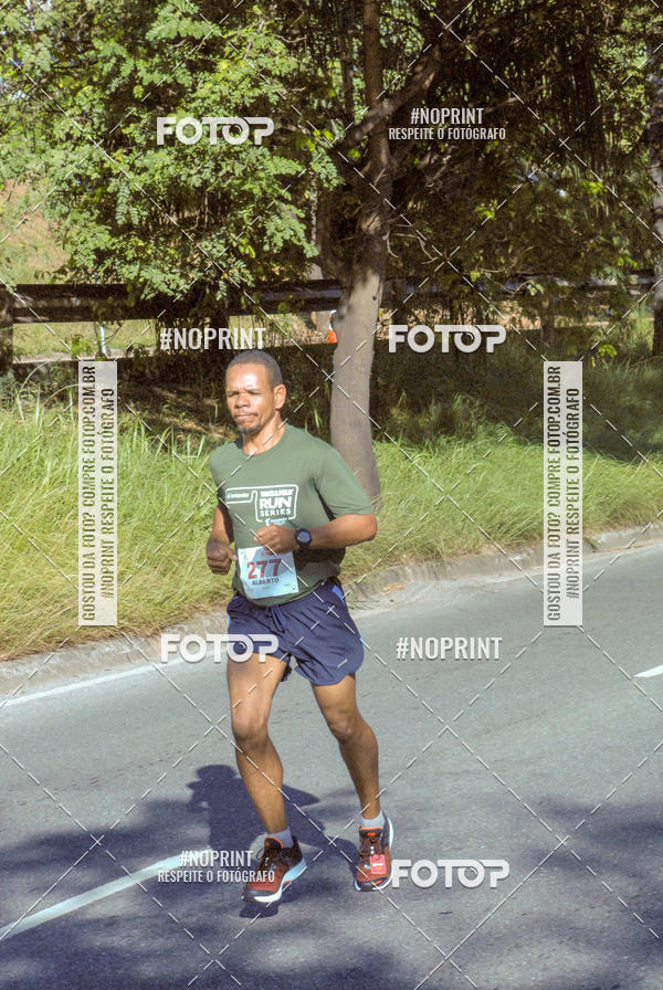 Buy your photos of the eventSANTANDER TRACK&FIELD RUN SERIES Boulevard Shopping BH on Fotop