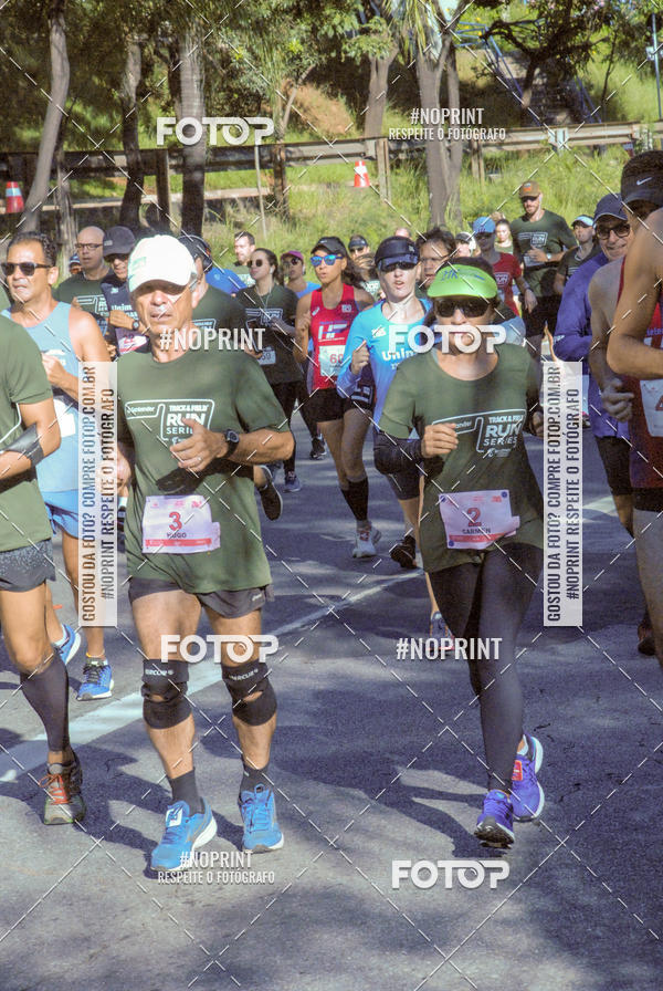 Buy your photos of the eventSANTANDER TRACK&FIELD RUN SERIES Boulevard Shopping BH on Fotop