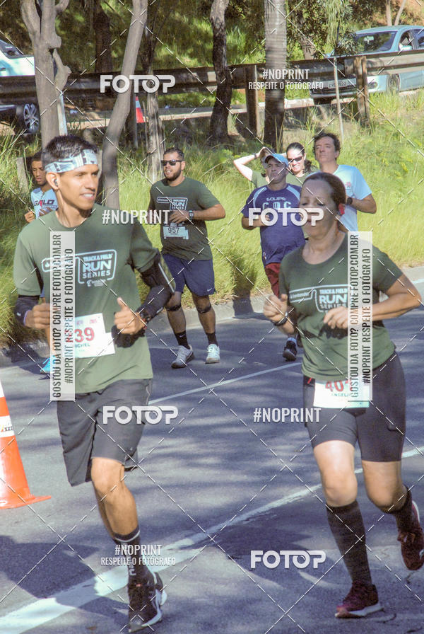 Buy your photos of the eventSANTANDER TRACK&FIELD RUN SERIES Boulevard Shopping BH on Fotop