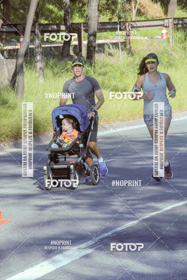 Buy your photos of the eventSANTANDER TRACK&FIELD RUN SERIES Boulevard Shopping BH on Fotop