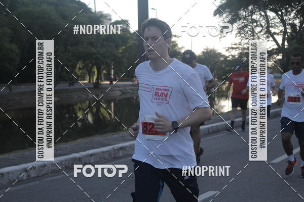 Achetez vos photos de l'vnementSANTANDER TRACK&FIELD RUN SERIES Shopping Recife sur Fotop