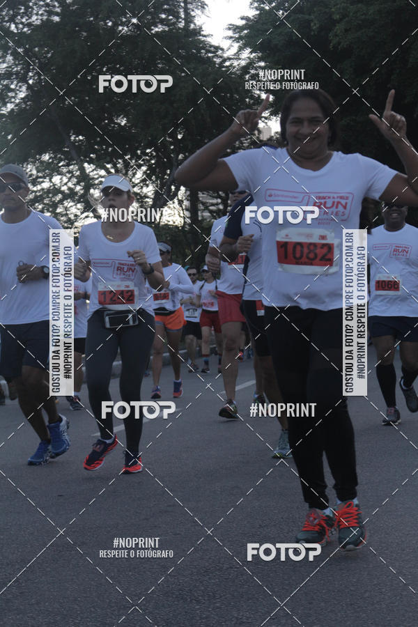 Compra tus fotos del eventoSANTANDER TRACK&FIELD RUN SERIES Shopping Recife En Fotop