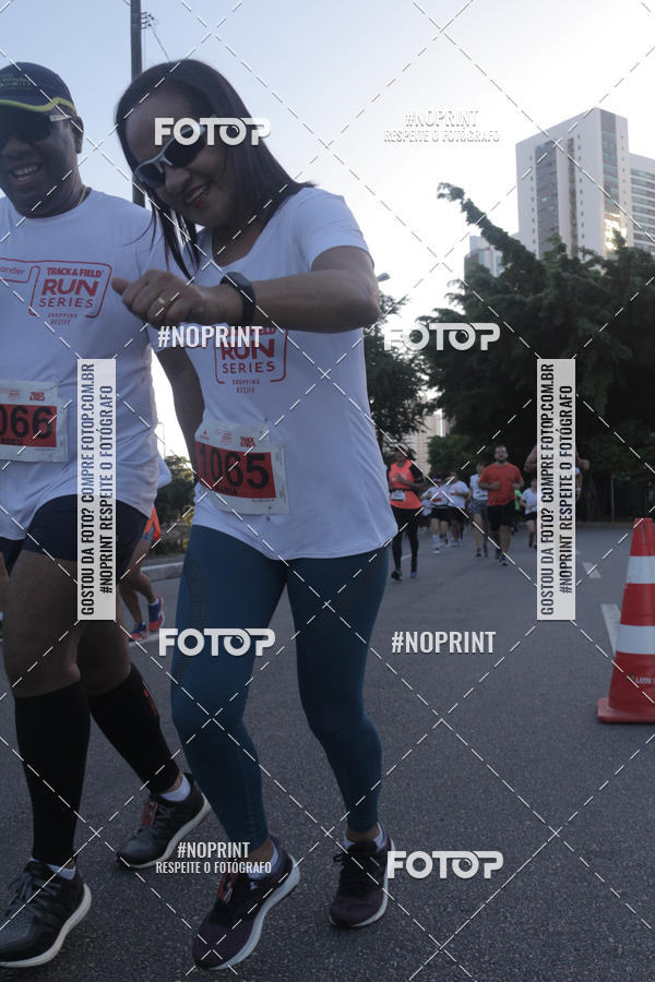 Compra tus fotos del eventoSANTANDER TRACK&FIELD RUN SERIES Shopping Recife En Fotop