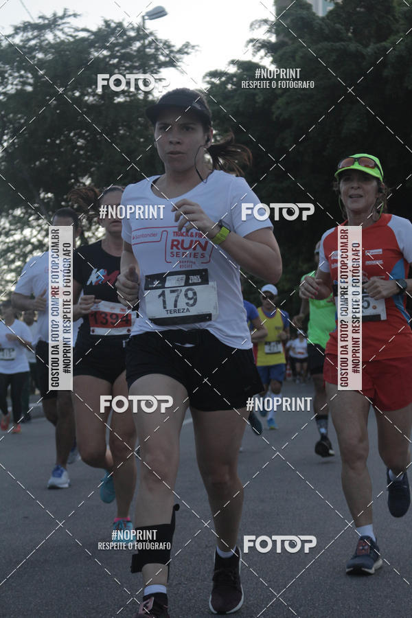 Compra tus fotos del eventoSANTANDER TRACK&FIELD RUN SERIES Shopping Recife En Fotop