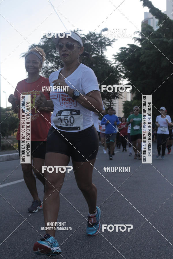 Achetez vos photos de l'vnementSANTANDER TRACK&FIELD RUN SERIES Shopping Recife sur Fotop