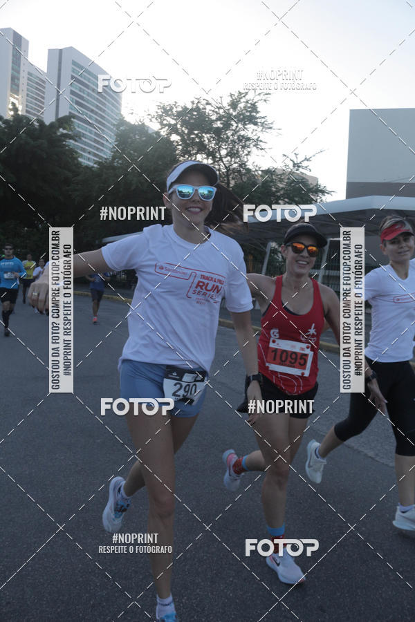Buy your photos of the eventSANTANDER TRACK&FIELD RUN SERIES Shopping Recife on Fotop