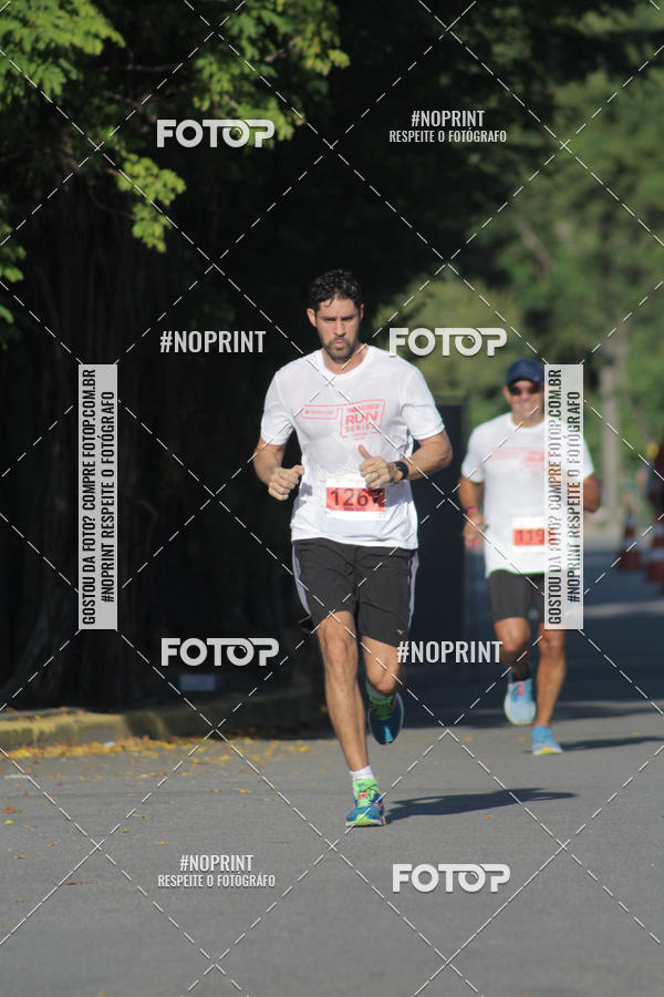 Compra tus fotos del eventoSANTANDER TRACK&FIELD RUN SERIES Shopping Recife En Fotop