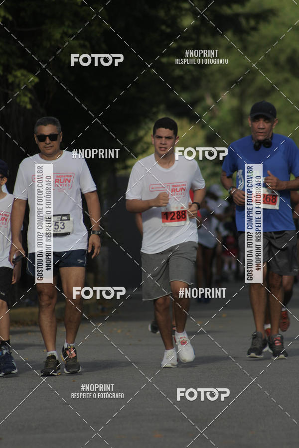 Acquista le foto dell'eventoSANTANDER TRACK&FIELD RUN SERIES Shopping Recife in Fotop