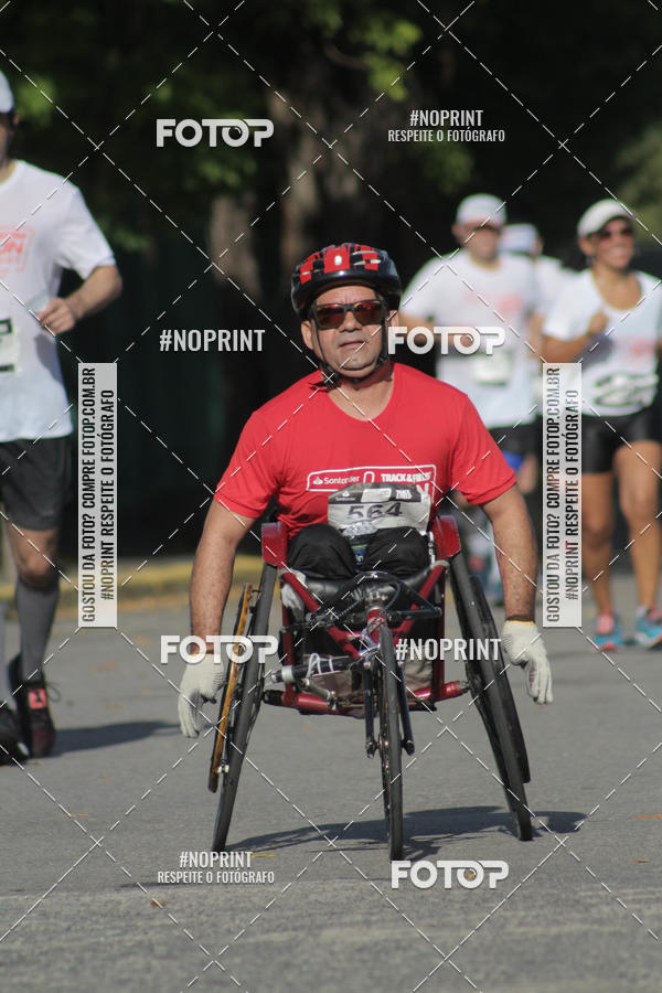 Compra tus fotos del eventoSANTANDER TRACK&FIELD RUN SERIES Shopping Recife En Fotop