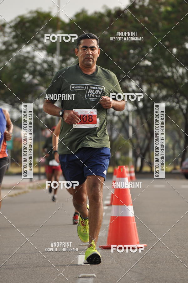 Buy your photos of the eventSANTANDER TRACK&FIELD RUN SERIES Shopping Vitria on Fotop