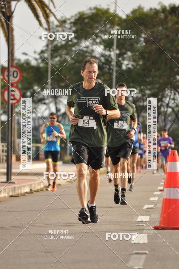 Buy your photos of the eventSANTANDER TRACK&FIELD RUN SERIES Shopping Vitria on Fotop
