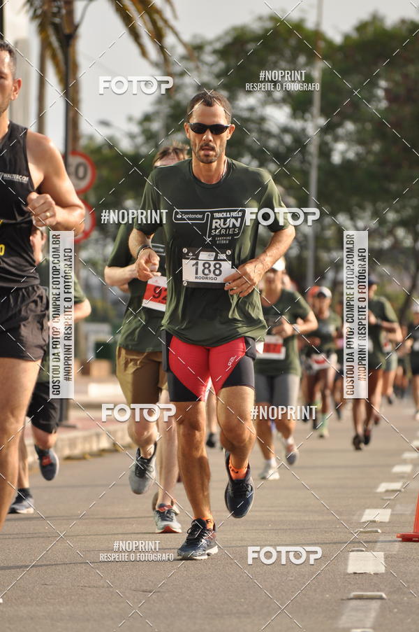 Buy your photos of the eventSANTANDER TRACK&FIELD RUN SERIES Shopping Vitria on Fotop