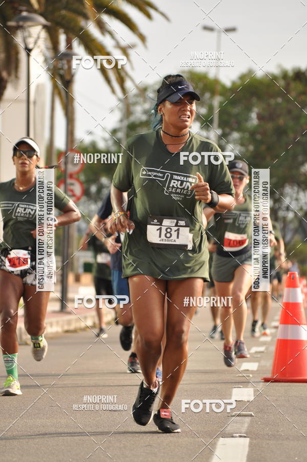 Buy your photos of the eventSANTANDER TRACK&FIELD RUN SERIES Shopping Vitria on Fotop