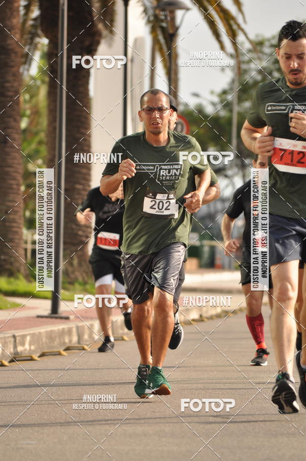 Buy your photos of the eventSANTANDER TRACK&FIELD RUN SERIES Shopping Vitria on Fotop