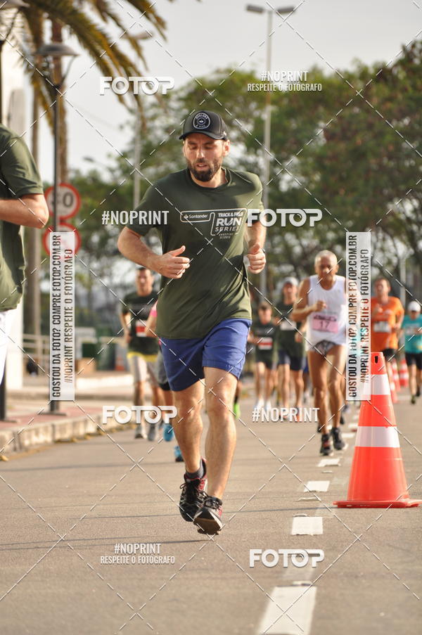 Buy your photos of the eventSANTANDER TRACK&FIELD RUN SERIES Shopping Vitria on Fotop