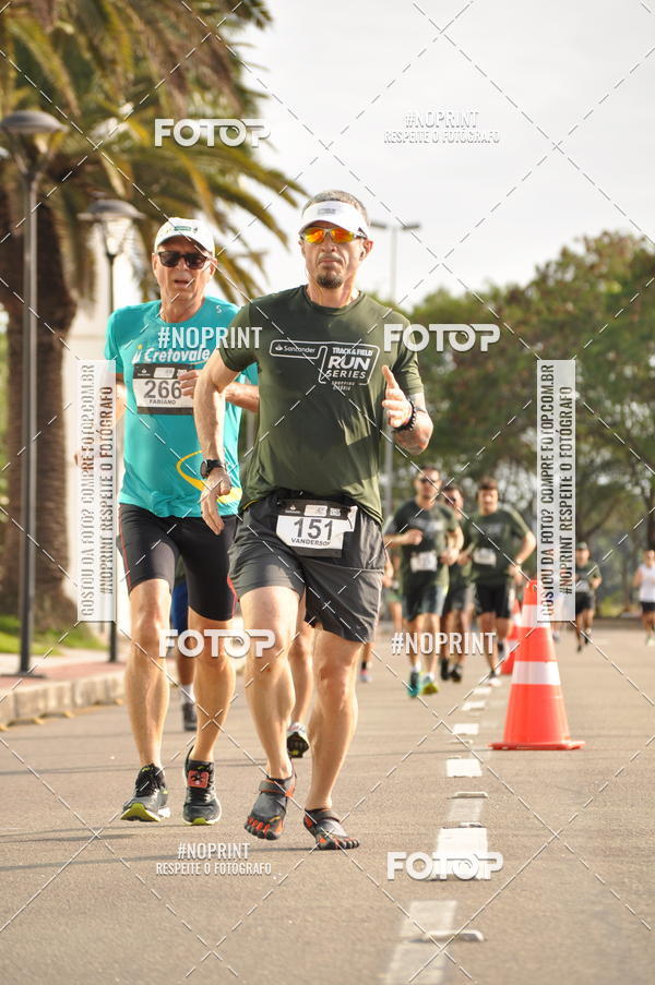 Buy your photos of the eventSANTANDER TRACK&FIELD RUN SERIES Shopping Vitria on Fotop