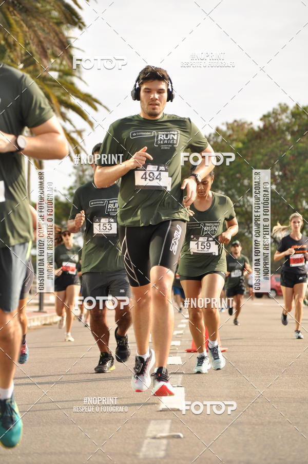 Buy your photos of the eventSANTANDER TRACK&FIELD RUN SERIES Shopping Vitria on Fotop