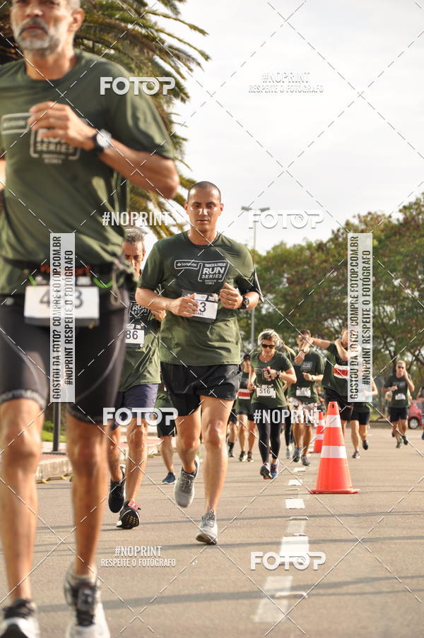 Buy your photos of the eventSANTANDER TRACK&FIELD RUN SERIES Shopping Vitria on Fotop
