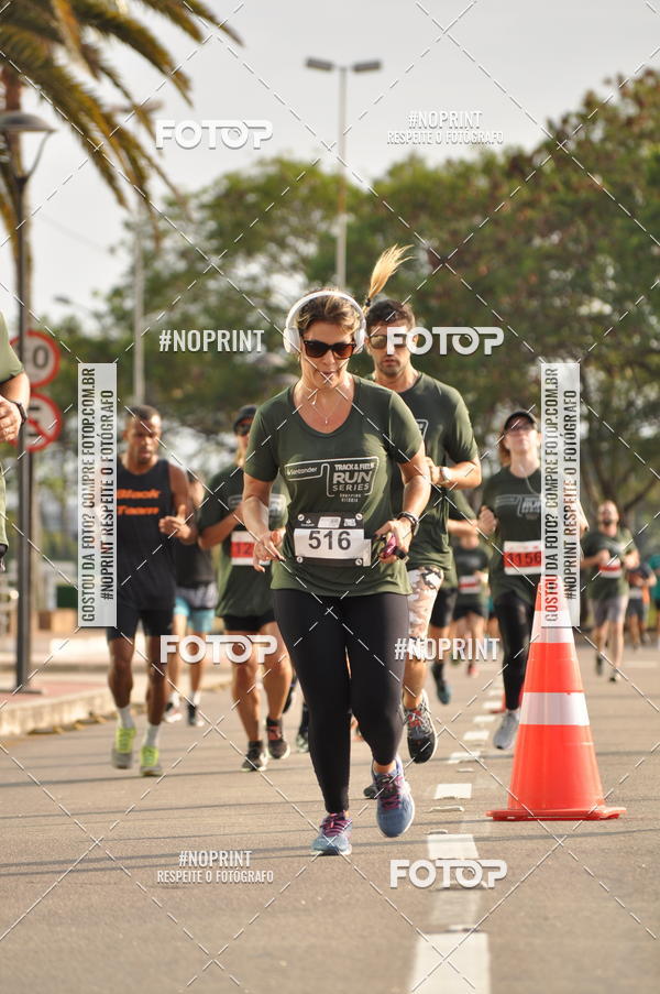 Buy your photos of the eventSANTANDER TRACK&FIELD RUN SERIES Shopping Vitria on Fotop