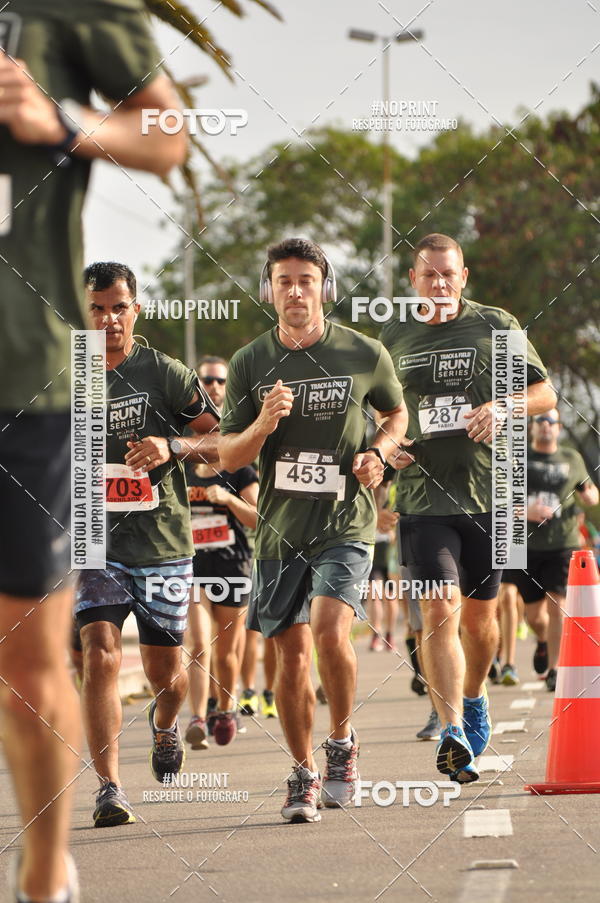 Buy your photos of the eventSANTANDER TRACK&FIELD RUN SERIES Shopping Vitria on Fotop