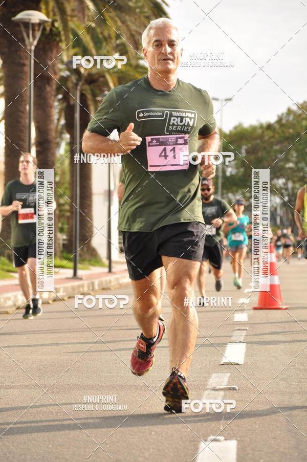 Buy your photos of the eventSANTANDER TRACK&FIELD RUN SERIES Shopping Vitria on Fotop