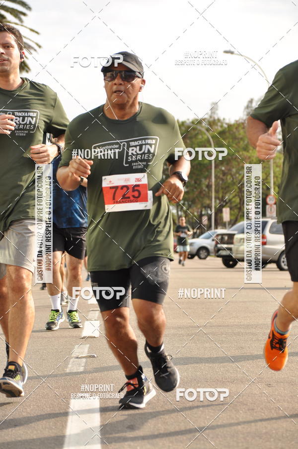 Buy your photos of the eventSANTANDER TRACK&FIELD RUN SERIES Shopping Vitria on Fotop